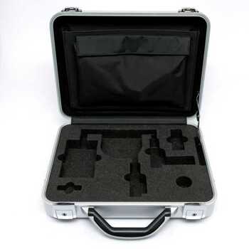 v077a-mavomaster-alu-case-open front 20564.jpg